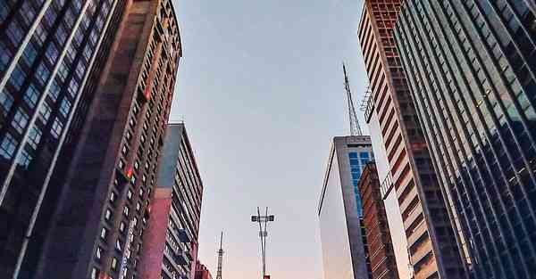 怎么制作网页并自己编辑内容