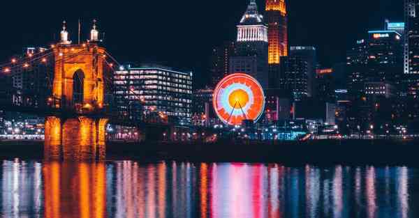 公司制作宣传海报动态短片