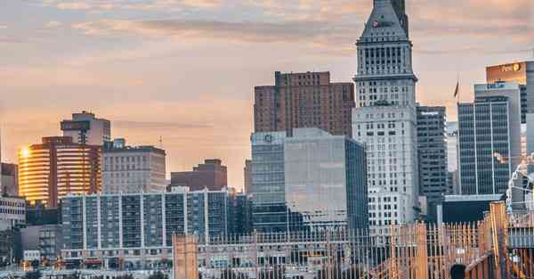 宣传片怎么拍吸引人_宣传片怎么拍店铺