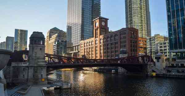 竖屏宣传短片_竖屏宣发