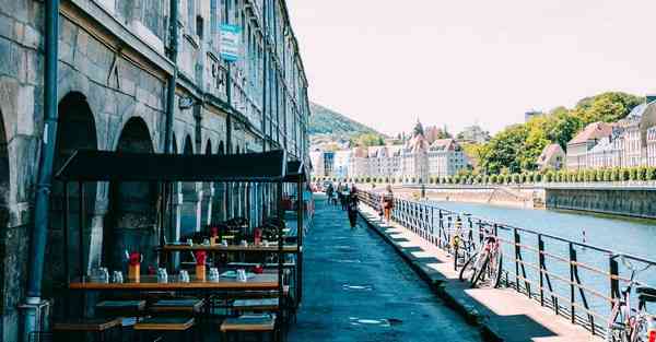 如何制作公司的公众号_如何制作公司的小程序