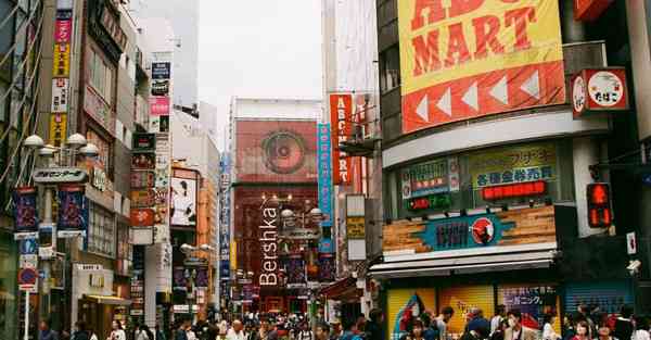 制作短视频怎么加自己说的话